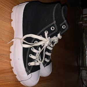 Converse Chuck Taylor All Star Lugged Black.